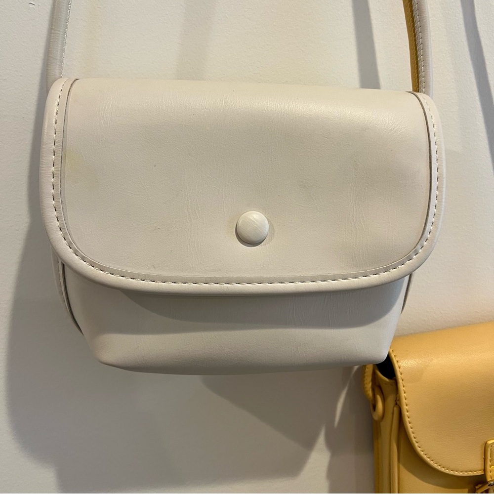 Two crossbody purses - Picture 3 of 9